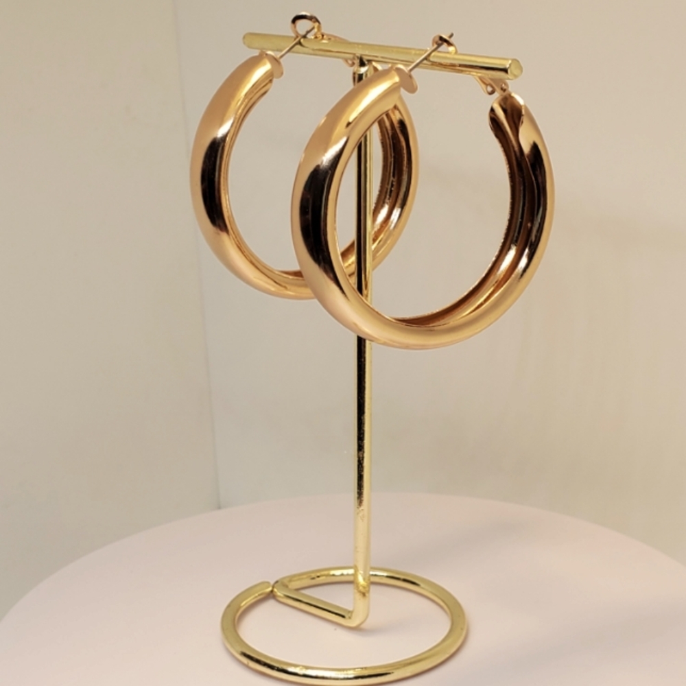 NEW! 14K Gold Plated Classic Chunky Wide Thick Large Hoop Earrings - Picture 8 of 10